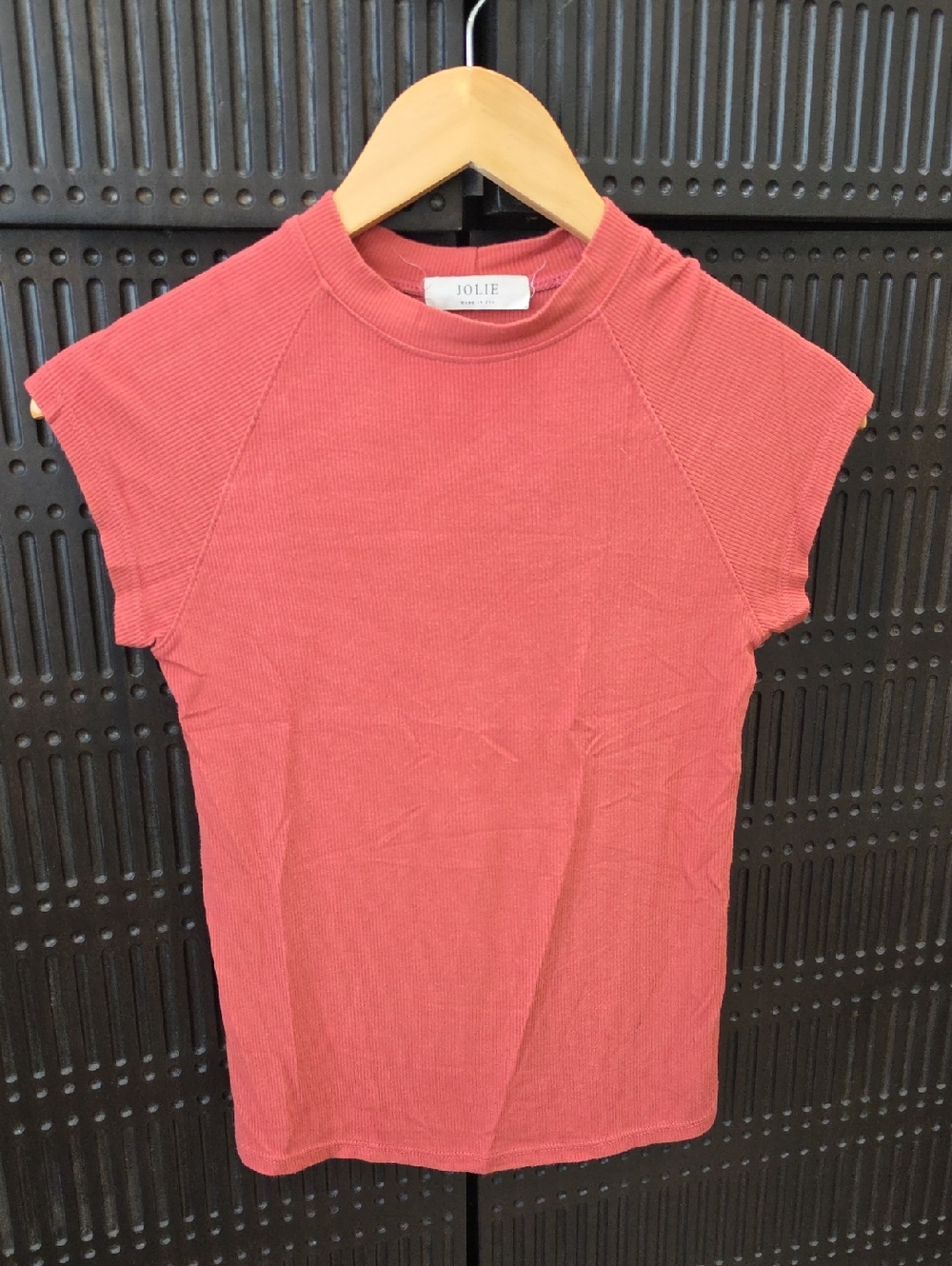 Jolie Coral Pink Ribbed Cap Sleeve Tank